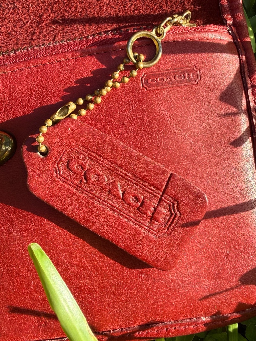 90s Vintage Coach Red Leather Cosmetic Clutch SLG Turnlock Pouch 7171 - Picture 6 of 14